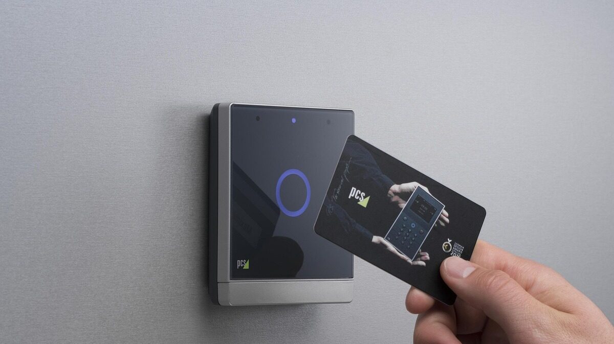 zutrittskontrolle, zutrittssteuerung, sicherheit, zugang, safety, access, rfid, karte, zutritt, unternehmenssicherheit, security, gebäudesicherheit, gray security, gray safety, rfid, rfid, rfid, rfid, rfid-4312260.jpg